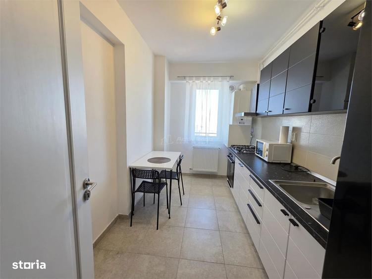 Apartament cu 2 camere decomandat în Metalurgiei