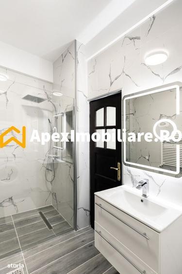 Apartament cu 3 camere semidecomandat în Romană