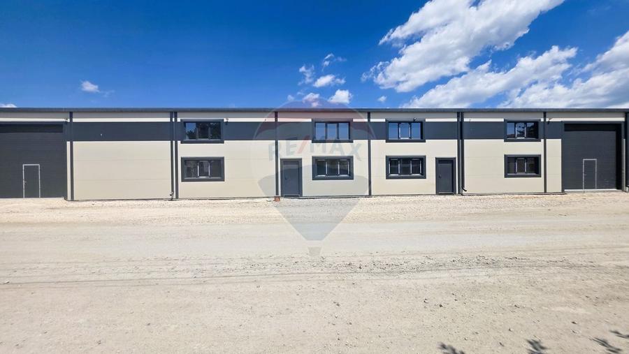 Spațiu industrial, de 580 mp, în Exterior Nord