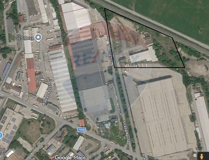 Spațiu industrial, de 2,800 mp, în Central