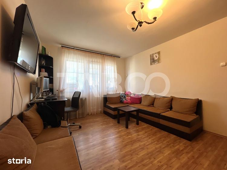 Apartament cu 3 camere semidecomandat în Mănăștur