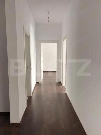 Apartament cu 3 camere decomandat în Viforâta