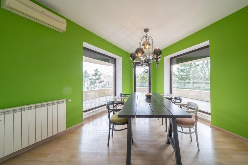 Apartament cu 6 camere decomandat, mobilat în Herăstrău