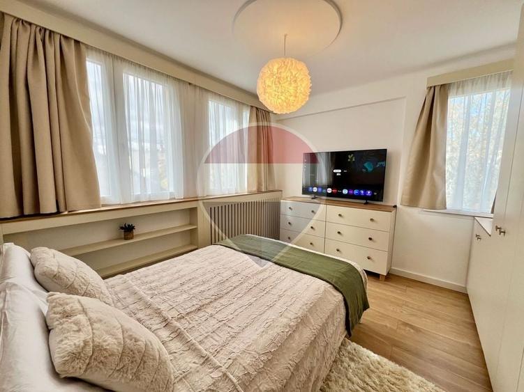 Apartament cu 2 camere decomandat, mobilat în P-ța Mihai Viteazul
