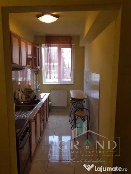 Apartament cu 2 camere semidecomandat în Semicentral