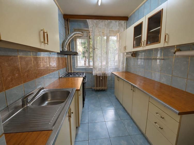 Apartament 3 camere - Strada Baba Novac - 2