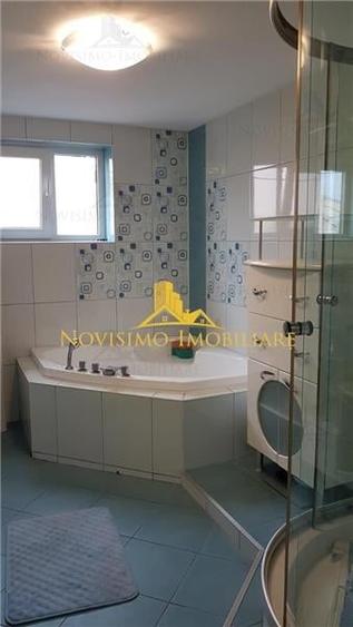 Casă individuală cu 6 camere cu Teren 70 Mp în Central