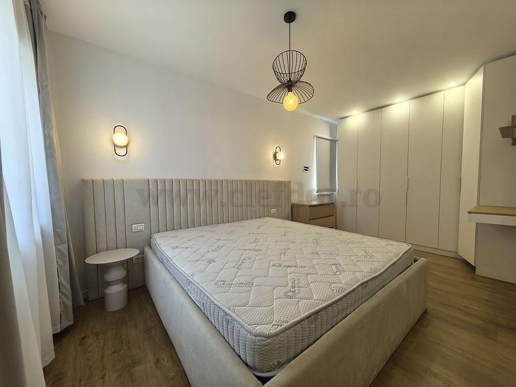 Casă individuală cu 5 camere cu Canalizare în Pipera