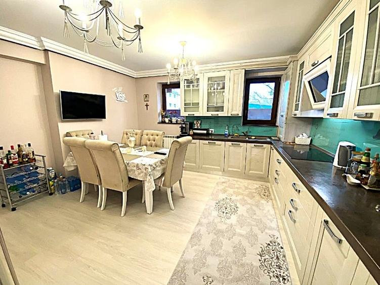 Apartament cu 4 camere decomandat, mobilat în Drumul Taberei