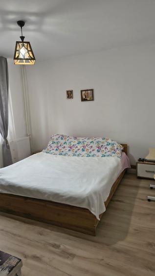 Apartament cu 2 camere decomandat în Popoveni