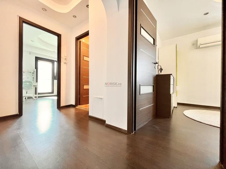 Apartament cu 3 camere semidecomandat, mobilat în Centrul Civic