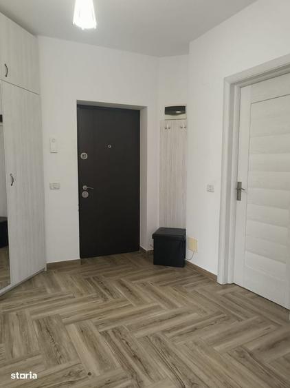 Apartament cu 3 camere în Cristian