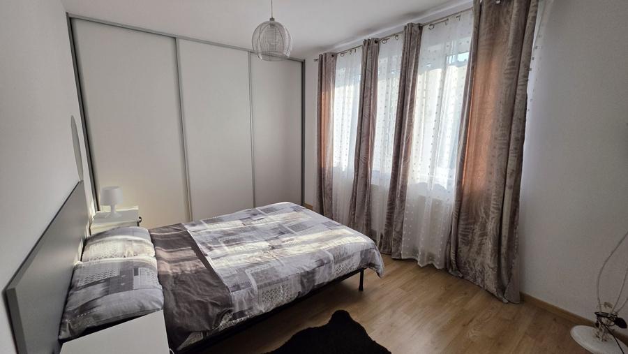 Apartament cu 2 camere semidecomandat în Florești