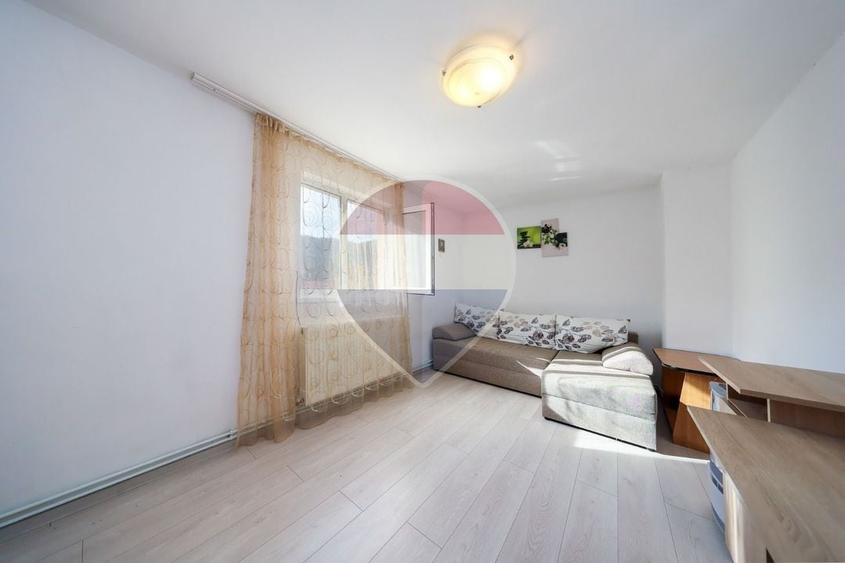Apartament cu 2 camere decomandat, mobilat în Centrul Istoric