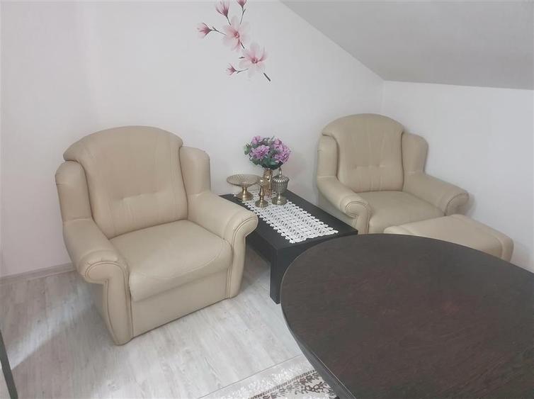 Apartament cu 3 camere decomandat, mobilat în Burdujeni