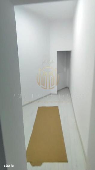Apartament cu 4 camere în Centrul Civic