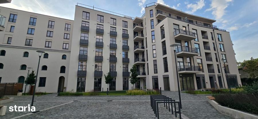 Apartament cu 2 camere în Centru Civic
