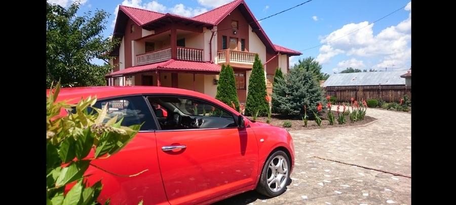 Casă individuală cu 4 camere cu Teren 1500 Mp în Fulga de Jos