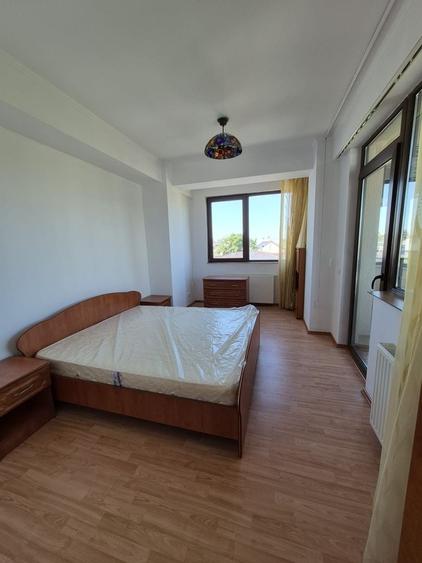 Apartament cu 5 camere decomandat, mobilat în Domenii