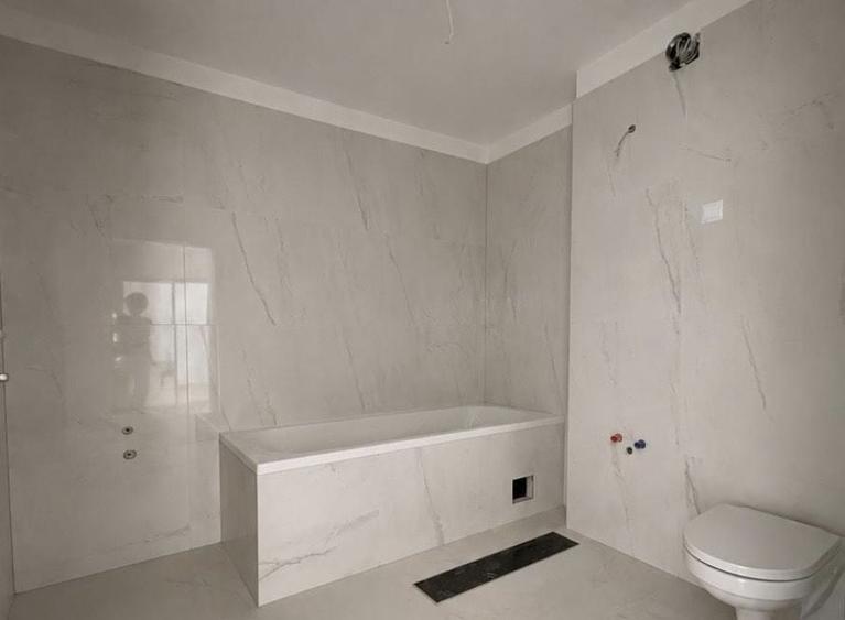 Apartament cu 2 camere decomandat în Tudor