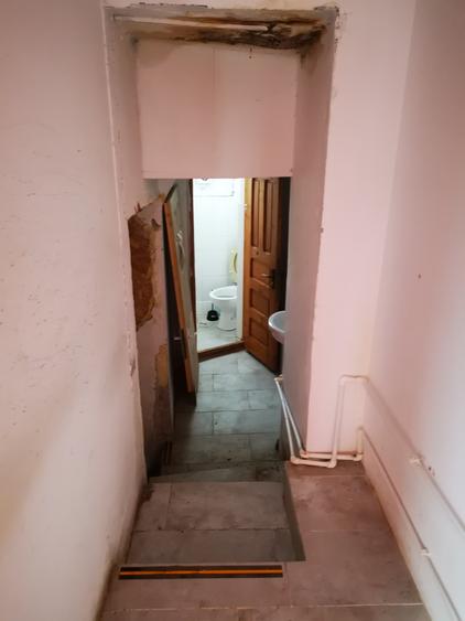 Spațiu comercial, de 49 mp, în P-ța Ovidiu