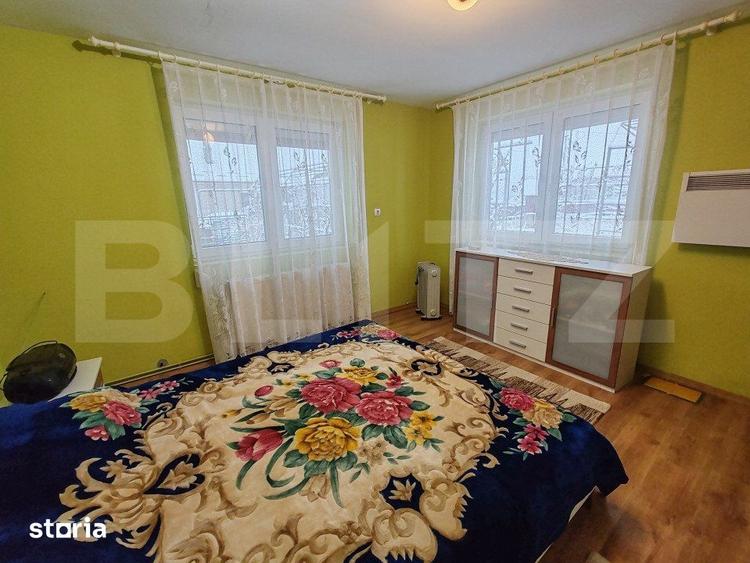 Casă cu 4 camere cu Teren 1700 Mp în Surduc