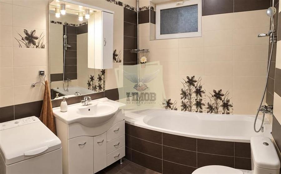 Apartament cu 3 camere semidecomandat, mobilat în Turnișor