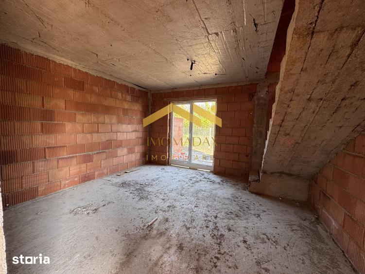 Casă cu 3 camere cu Teren 200 Mp în Remetea Mare