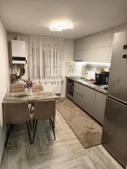 De vanzare apartament cu 3 camere in zona Soarelui langa Sun Plaza - 6