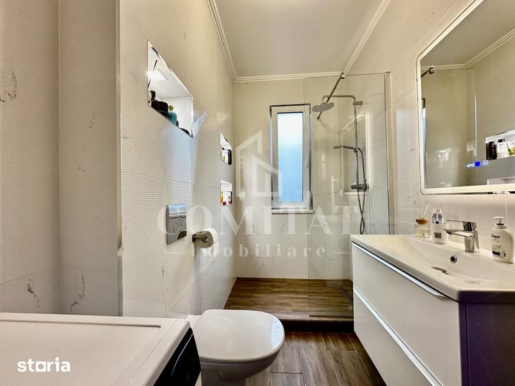 Apartament cu 3 camere în Florești