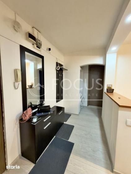 Apartament cu 2 camere decomandat în Tei