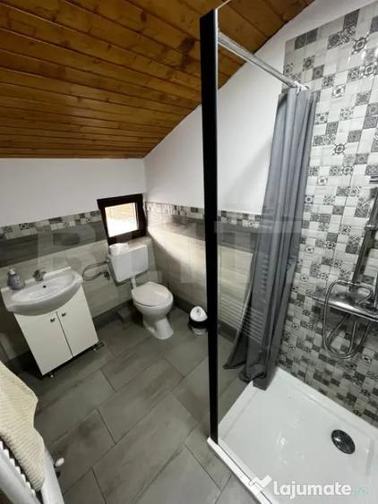 Casă cu 7 camere cu Teren 190 Mp în Beclean