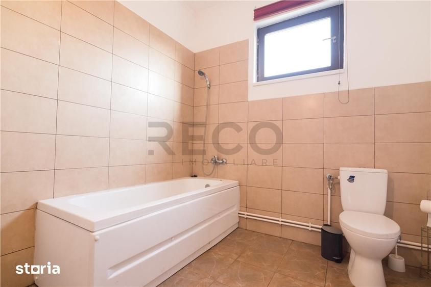 Casă cu 3 camere cu Teren 1184 Mp în Sălard