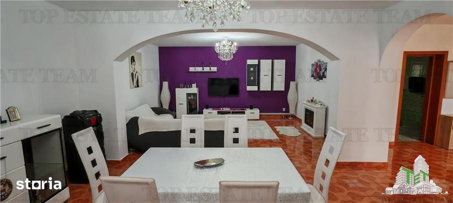 Casă cu 10 camere cu Teren 1000 Mp în Chiajna