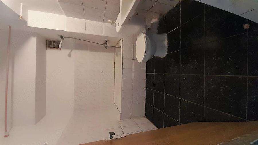 Apartament cu 4 camere decomandat în Poarta 6