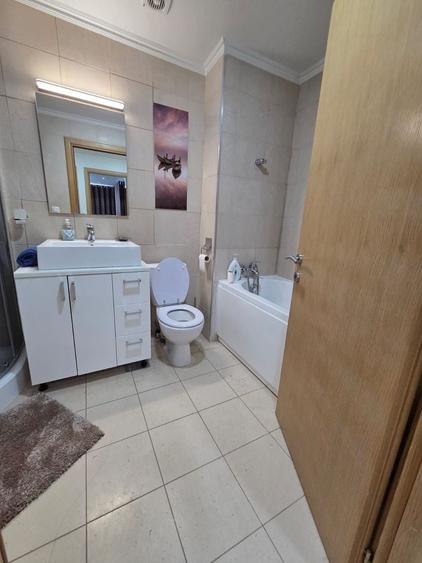 Casă individuală cu 4 camere cu Canalizare în Tunari