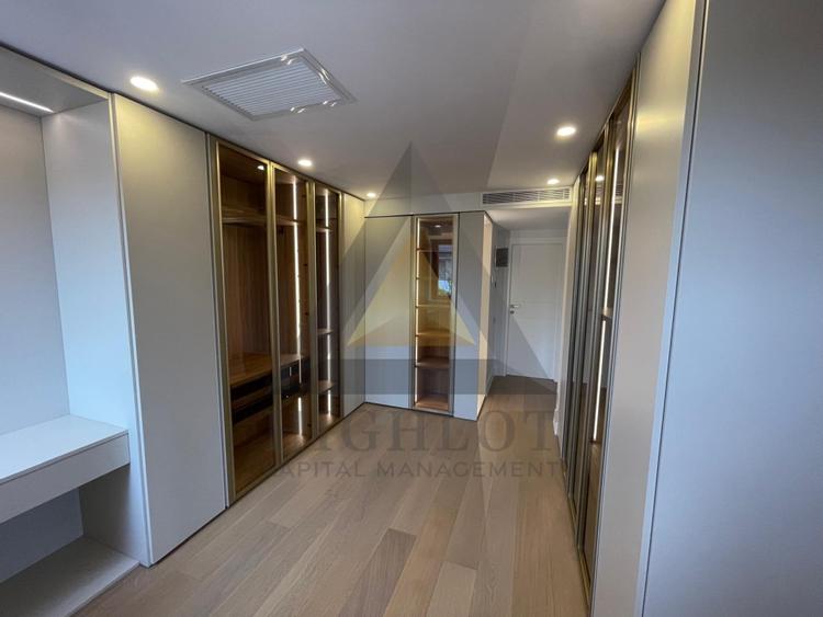 Duplex cu 8 camere cu Canalizare în Pipera