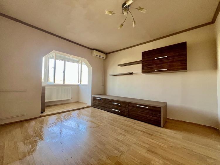 Apartament cu 2 camere decomandat, mobilat în Lipovei
