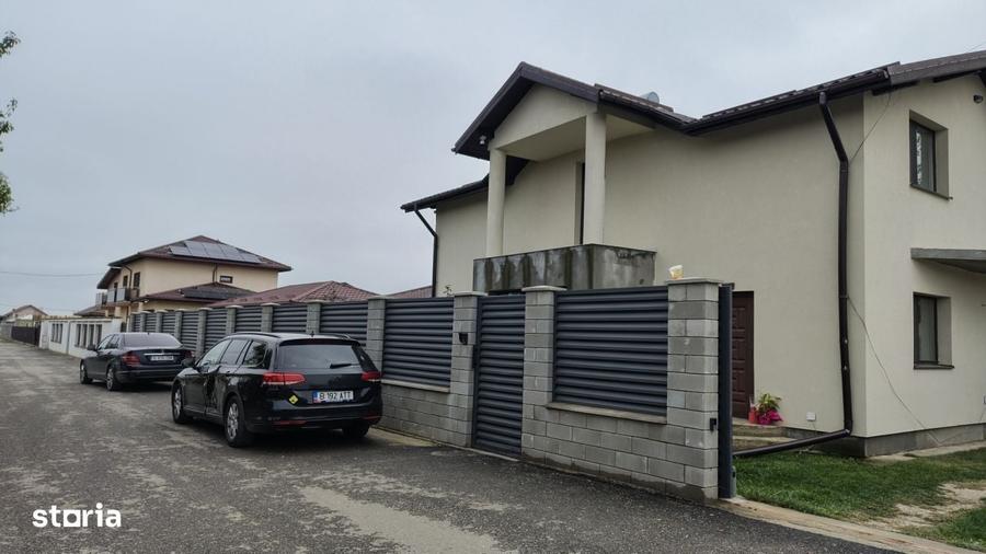 Casă cu 4 camere în Izvoru