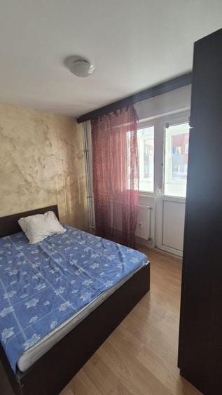 Apartament cu 2 camere semidecomandat, mobilat în Teiul Doamnei