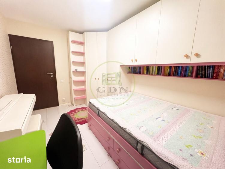Apartament cu 4 camere semidecomandat în Crângași