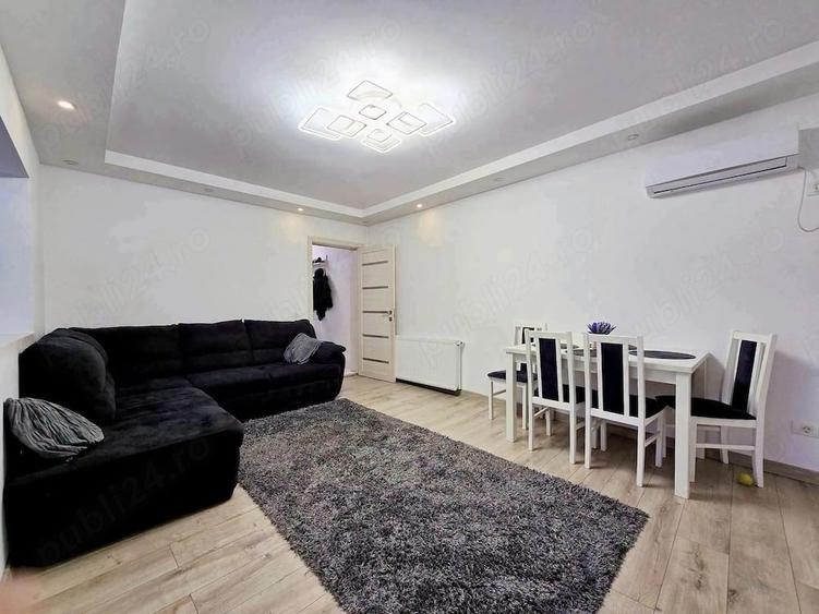 Casă cu 6 camere cu Teren 222 Mp în Dobroești