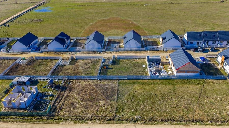 Teren Construcții intravilan de 399 mp, în Exterior Nord