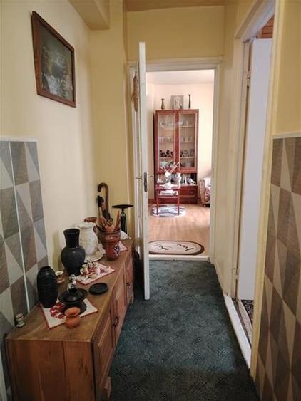 Apartament cu 4 camere decomandat, mobilat în Vest