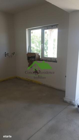 Casă cu 5 camere cu Teren 470 Mp în Săsar