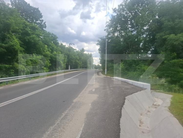 Teren Construcții intravilan de 2306.3000488281 mp, în Teiș