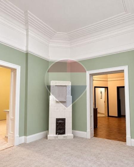 Apartament cu 5 camere circular în Grădina Icoanei