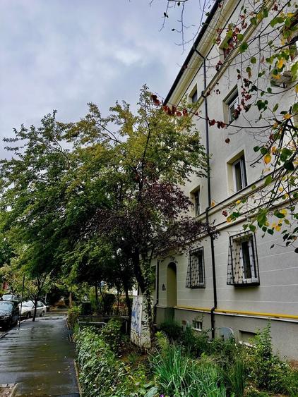 Apartament cu 3 camere decomandat în Vatra Luminoasă