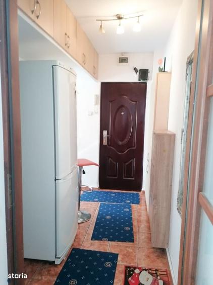 Apartament cu 2 camere în Micro 15