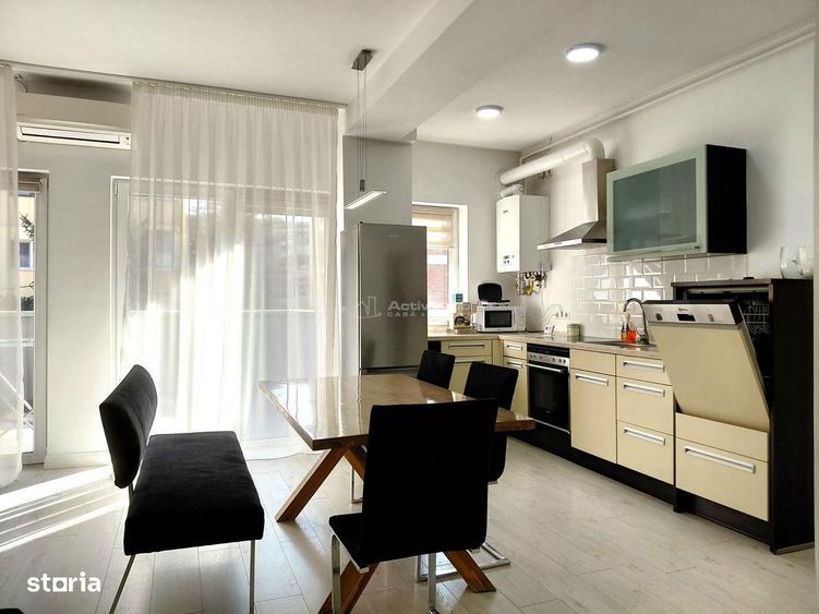 Apartament cu 3 camere decomandat în Ultracentral